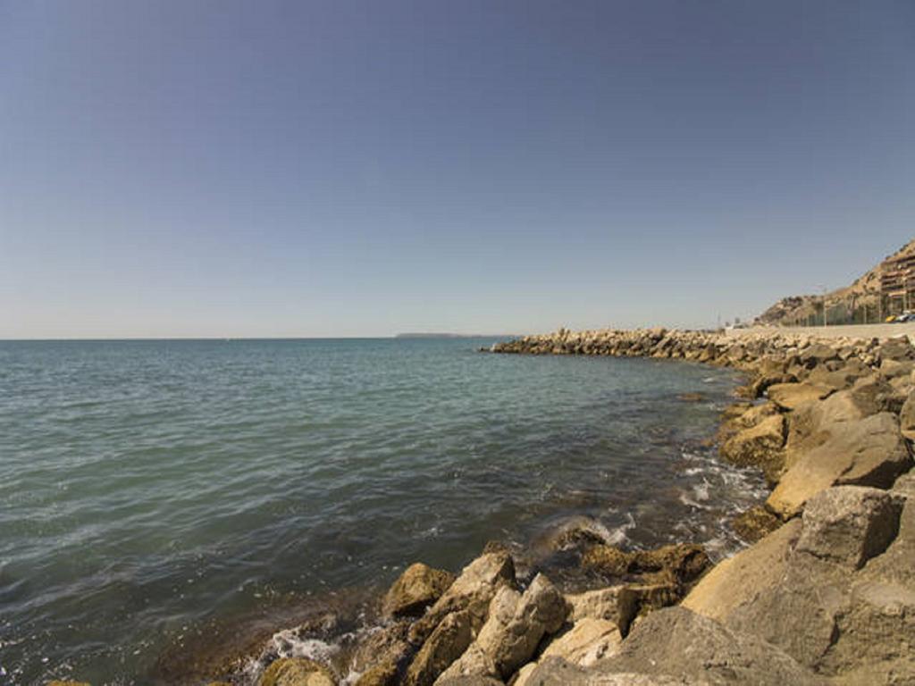 Vistas Al Mar Apartamento Alicante Exterior foto
